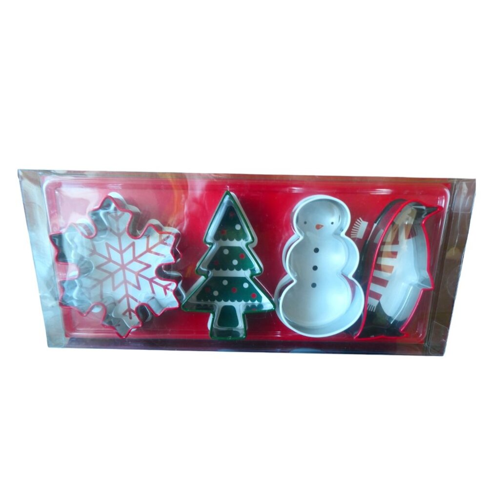 Crate and Barrel- Snow day cookie cutters set of 4-NIB
